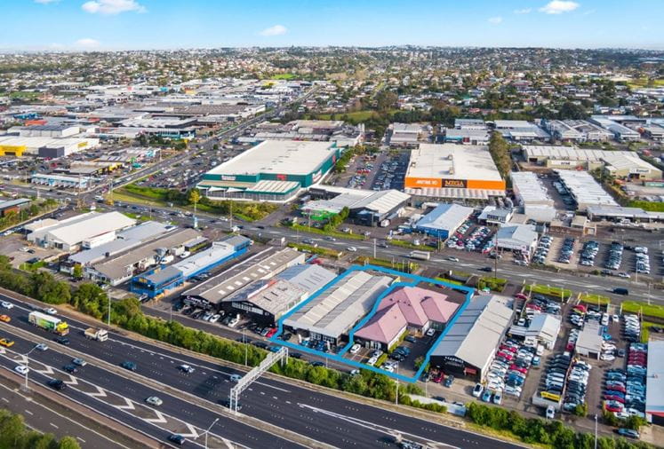 Scheduled maintenance service page